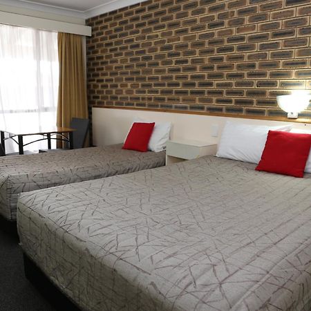 Top Of The Town Motel Inverell Exterior photo