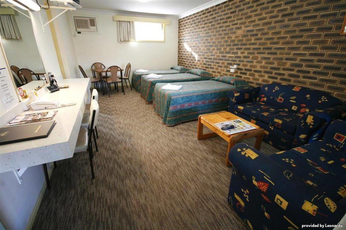 Top Of The Town Motel Inverell Exterior photo